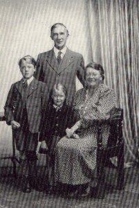 Family Portrait 1949 - Seth, Bessie, Seth Jr., Evangeline 